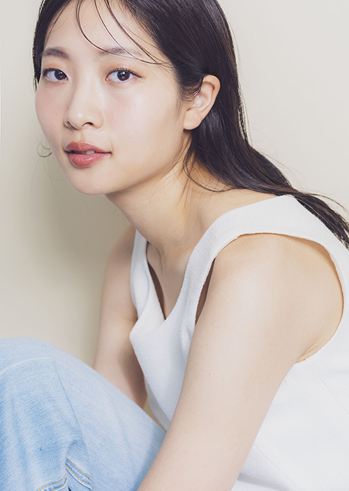 岡田梨紗子 RISAKO OKADA