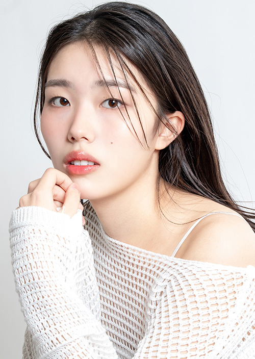 中山 妃乃 HIMENO NAKAYAMA