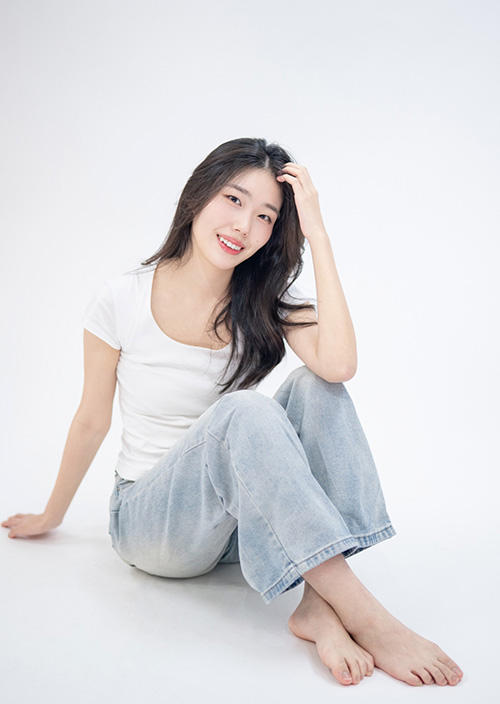 中山 妃乃 HIMENO NAKAYAMA