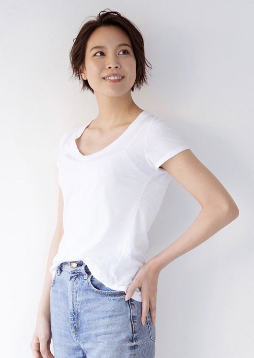  奥野 沙耶佳 SAYAKA OKUNO