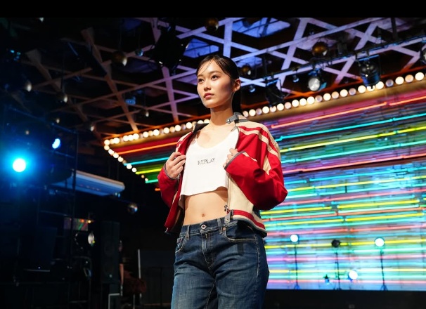 松本レナ　Behind　Photo